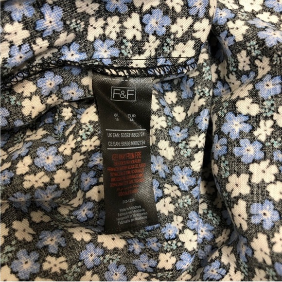 F&F Casual Collection V Neck Buttoned Belted Blue White Daisy Floral Jumpsuit 12 - Picture 10 of 12